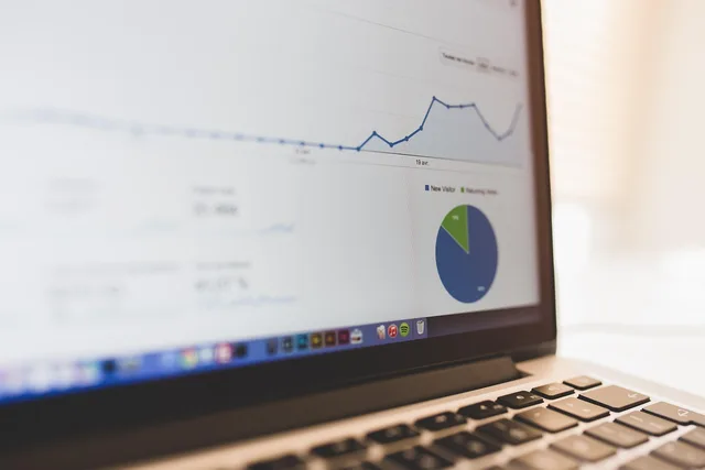 computer, summary, chart, business, seo, presentation, business presentation, screen, laptop screen, growth, notebook, laptop, digital notebook, computer, chart, business, business, seo, seo, seo, seo, seo, presentation, growth, growth, laptop. Raportowanie w ERP: jakie wymagania przygotować przed wyborem